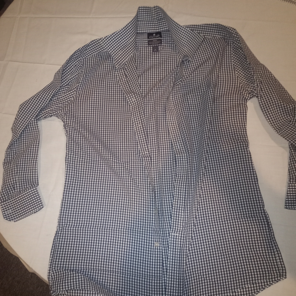 Stafford Men's Black and White Checkered Shirt